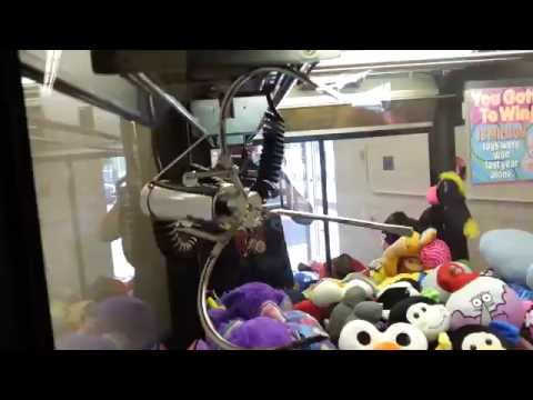 winning-on-the-jacked-up-claw---claw-machine-win-skill-crane-game-freeze-nen-sugar-loaf