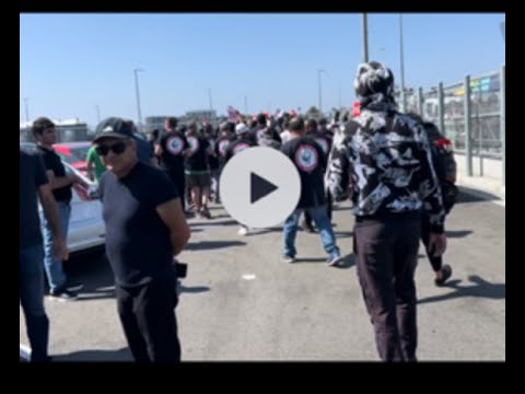 Los Angeles Uber and Lyft Drivers 4pm TODAY at LAX. Be there, get there