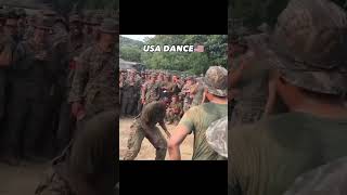 Танец американский солдат против танца советских солдат