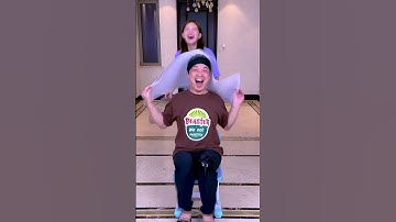 Left or right rain shield challenge, so exciting, save it for later!#Funnyfamily#Partygames#Shorts