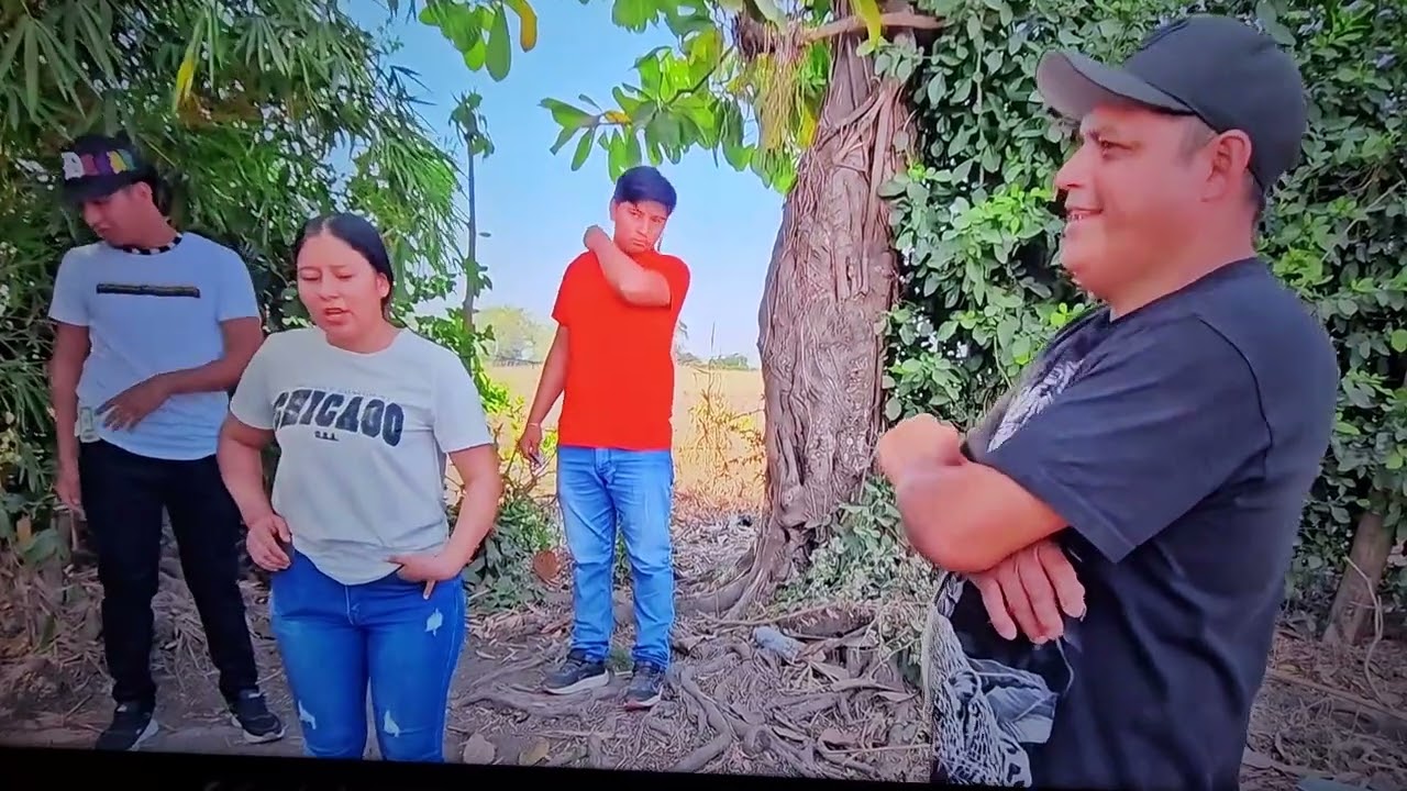 Dairy presento a su novio. Mira cuanto dinero le dio en mano y asta lo  