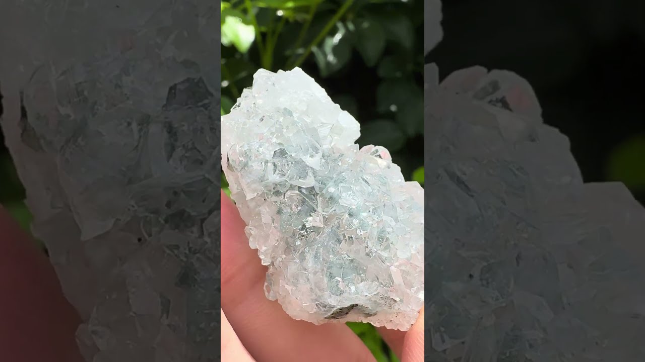 アポフィライト原石(A985)