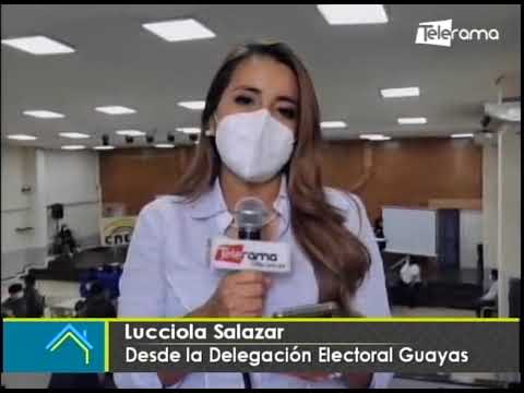 Actividad en la delegación electoral del Guayas