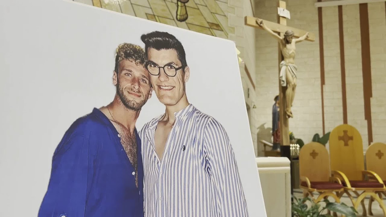 A Canosa i funerali di Francesco e Giovanni, i due amici vittime della strada