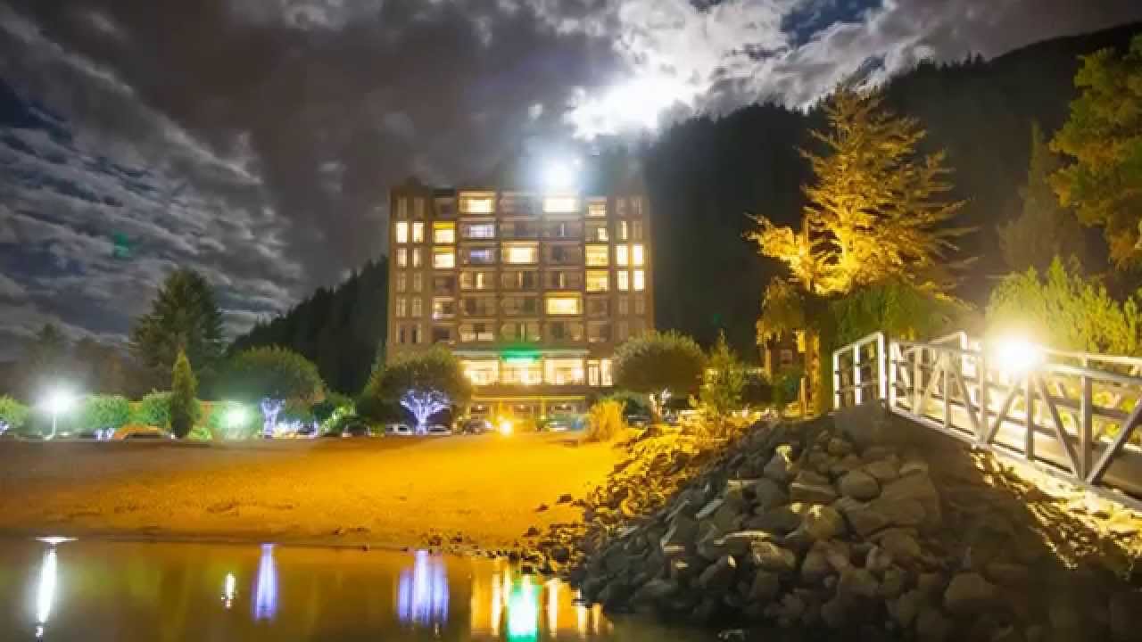 The Village of Harrison Hot Springs - 