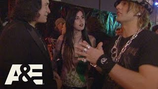 Gene Simmons: Family Jewels: Gene Simmons Love Doctor | A&E