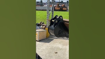 Bucket hooks - the quickest, easiest and SAFEST way to move buckets! #shorts