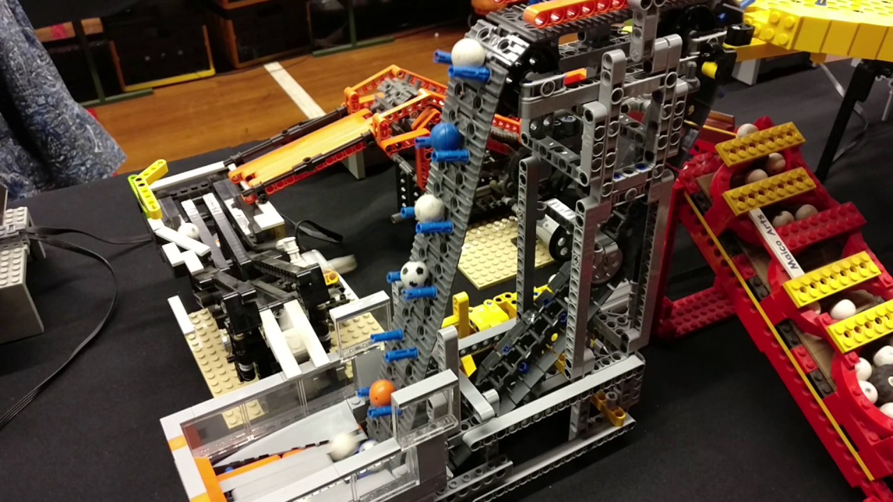 LEGO Great Ball Contraption GBC circuit at Megabricks in De Meenthe in Steenwijk, NL