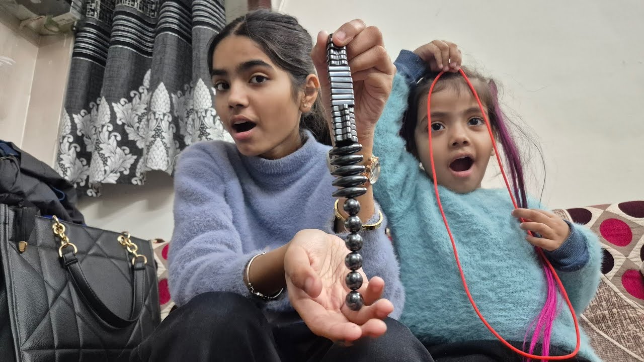 Itni Saari Magnet ? 😮 | Magnet Game With Family 😂