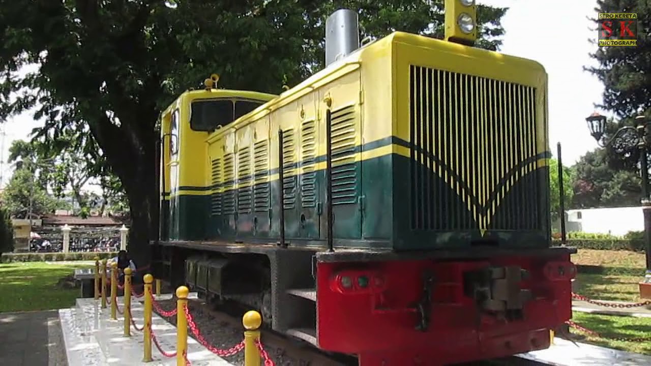 Lokomotif Bima Kunting 3 - YouTube