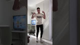 Maniac Dancing Robot Flash Dance