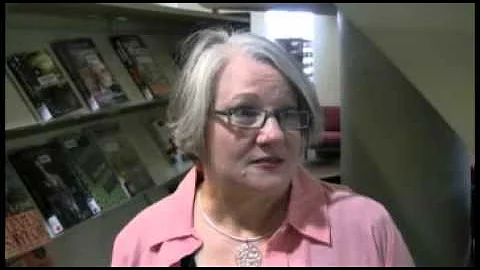 Library director Susan Cooley, others talk about b...