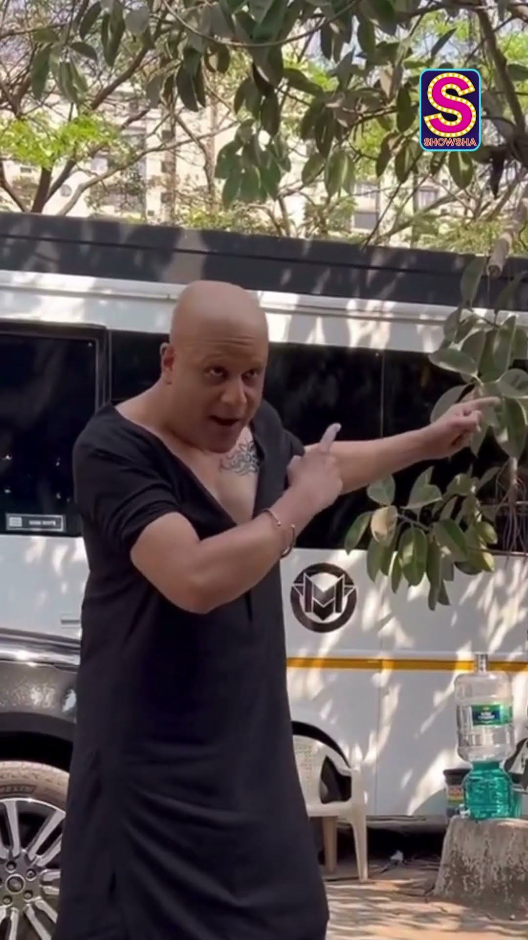 Krushna Abhishek Embodies Sanjay Dutt’s 'Kancha Cheena' To Perfection | Bollywood | Fashion | N18S
