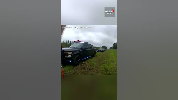 Shocking video shows car going airborne in wild Georgia crash - DayDayNews