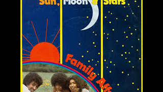 FAMILY AFFAIR -UNDER THE SUN,MOON AND STARS 1980(A1)