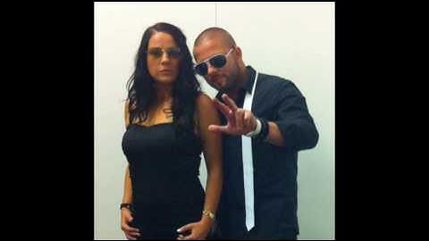 Hit N Hide-Space Invaders 2013 (Vpro. SQ Rework)