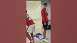 Shin Tae Yong menyanyi Dangdut - Pecah Ruang Ganti TIMNAS Indonesia