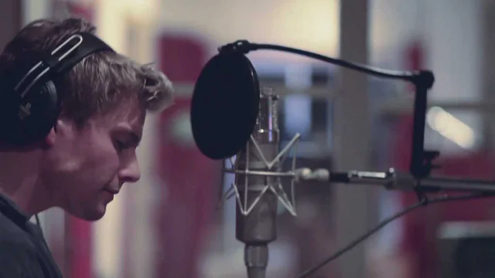 "Beautiful City" Performed by Hunter Parrish of Br...