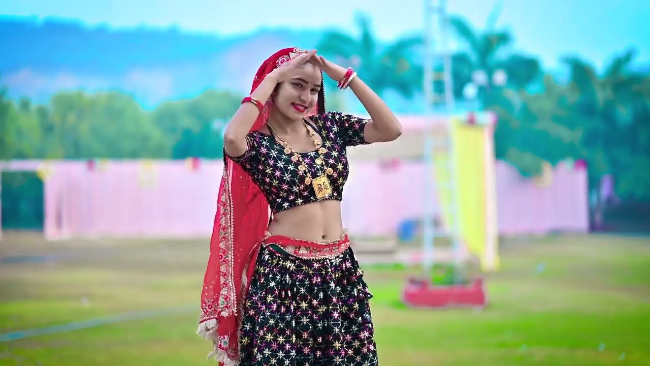 चुड़ो पहरुंगी लखेरा ऊपर महल में आज्या | Chudo Pharungi Lakhera Uper Mahal Me Aaja | Singer Love Star