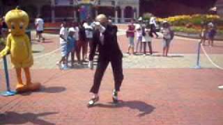 Mr.Six Dance Party At Six Flags America