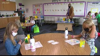 Lawmakers pass bill to give SC teachers a raise