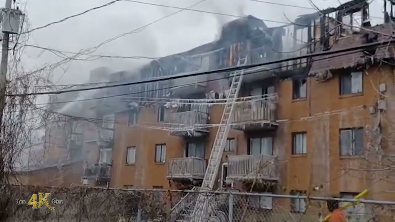 St-Eustache: Devastating residential fire throws dozens out on the streets 12-11-2022