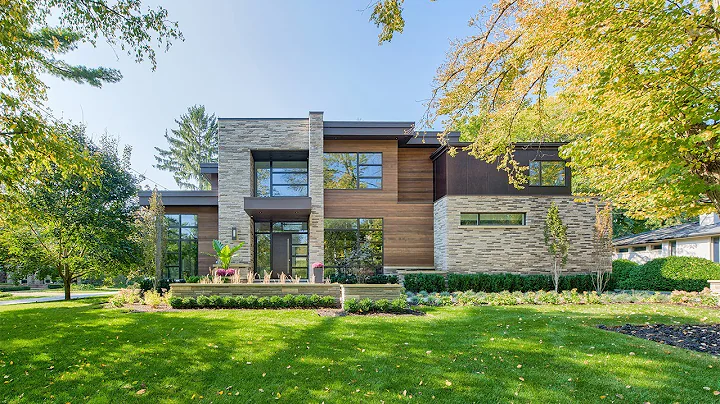 168 Forestwood Drive, Oakville - Listed by the Goo...