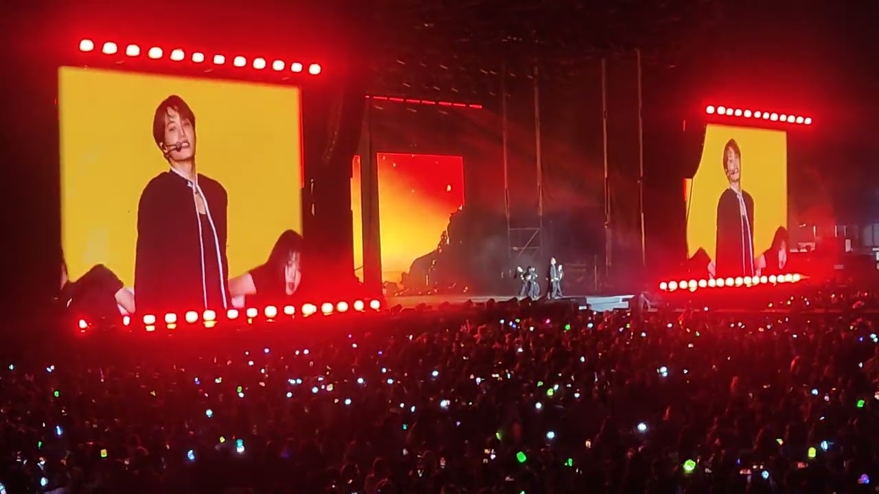 EXO KAI 'Wait on me' SMTOWN en México 2025  #smtown #kai #exo 