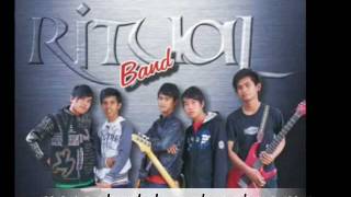 Download lagu Mencoba Tuk Melupakanmu (RituAL)