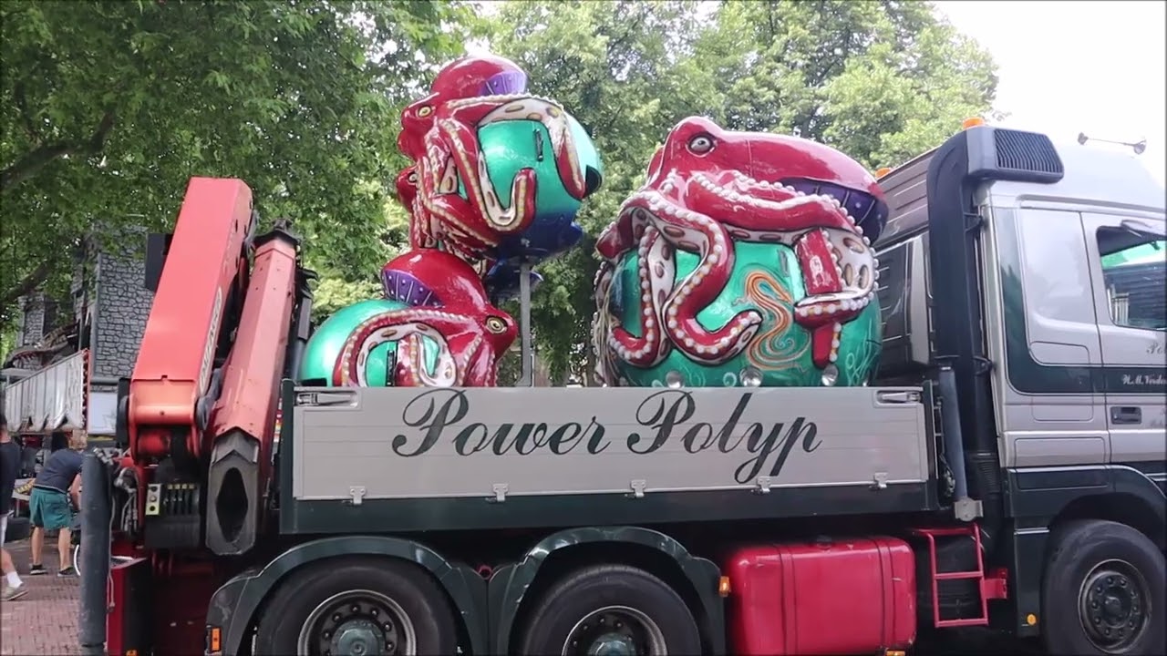 kermis Hoorn opbouw vrijdag 8 augustus  2025 deel 2