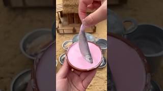 2 Frying The Miniature Fish  minikitchen minicooking minifood tinyfood miniaturecooking