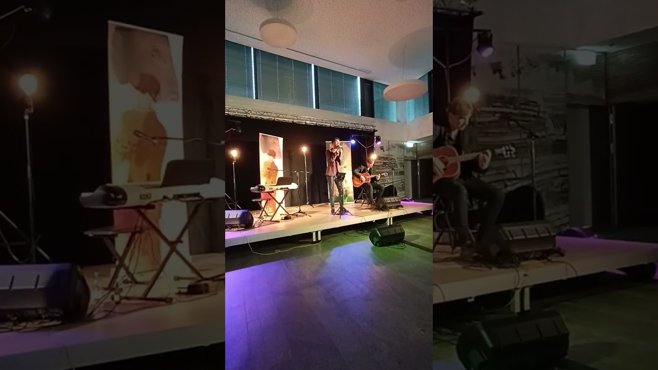 Jesse Ritch Gitarrist Mundart Unplugged Tour in Solina Spiez am 13.11.22.