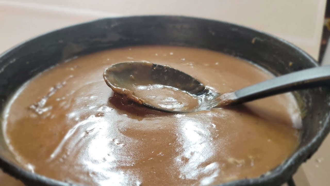 How to Make Gravy: Easy & perfectly seasoned! -Baking a Moment