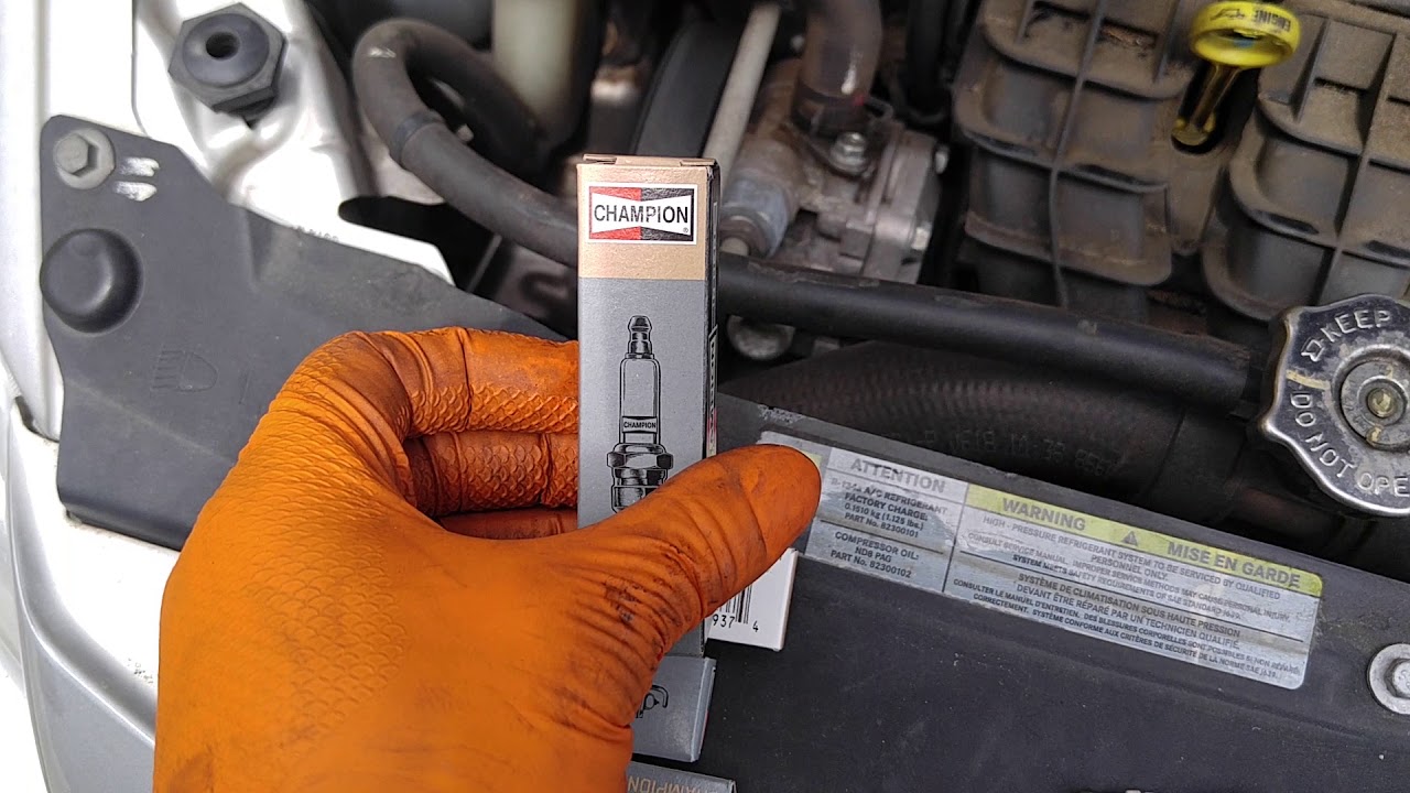 DODGE CALIBER 2008 R/T 2.4L SPARK PLUGS REPLACEMENT YouTube