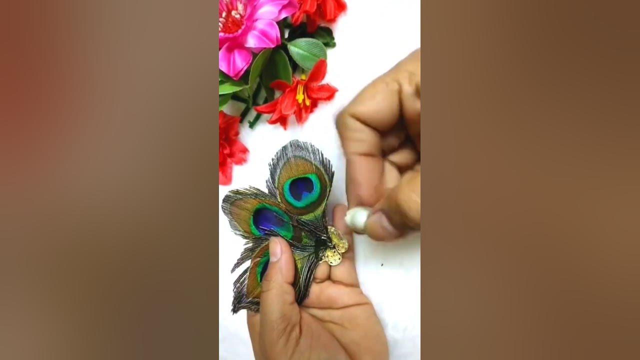 How to Make a Wall Hanging Wind Chime with Peacock Feathers. peacock  feather craft ideas 