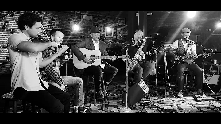 Shane Meade & the Sound - "The Gambler" - (Acousti...