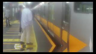 【JR中央線】 E233系H49編成 快速 高尾行き 御茶ノ水到着