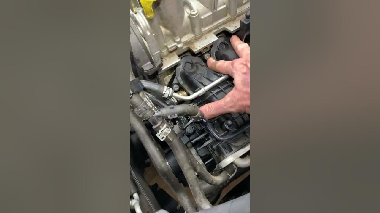 2017 VW Jetta 1.4 turbo Intake valve cleaning movie 2 YouTube