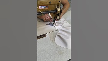 xếp ly thân trước màu trắng