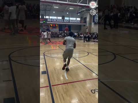 Tylil James tried to show off his dunking skills 🤣