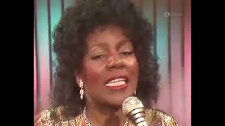 Gloria Gaynor - Stop In The Name of Love