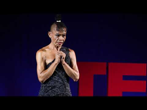 The story beneath the clothes เรื่องราวใต้เตารีด  | เจ๊มุก สวัสดิ์ กันยา | TEDxKasetsartU