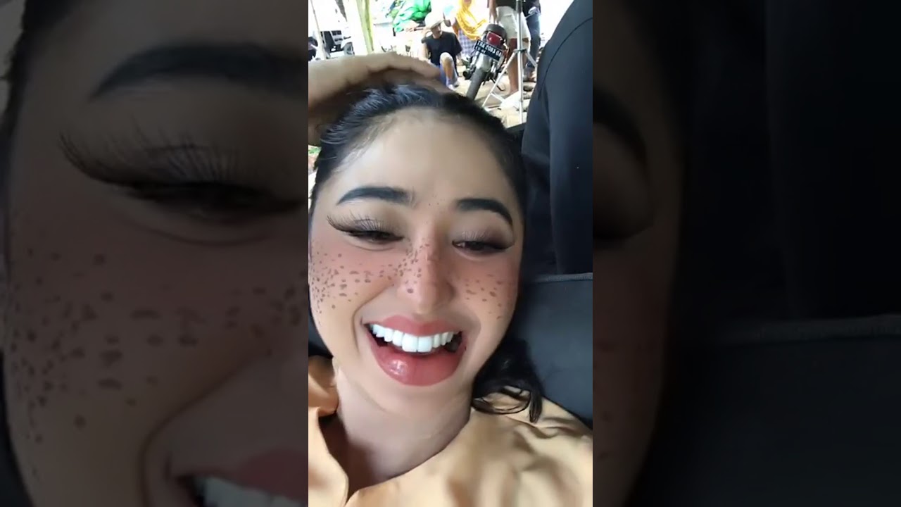 Dewi Persik Live Stream, November 26, 2019