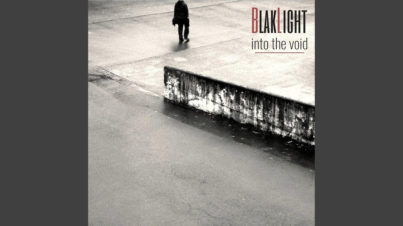 Into The Void adlı videoyu YouTube'da izle Into The Void adlı videoyu YouTube'da izle