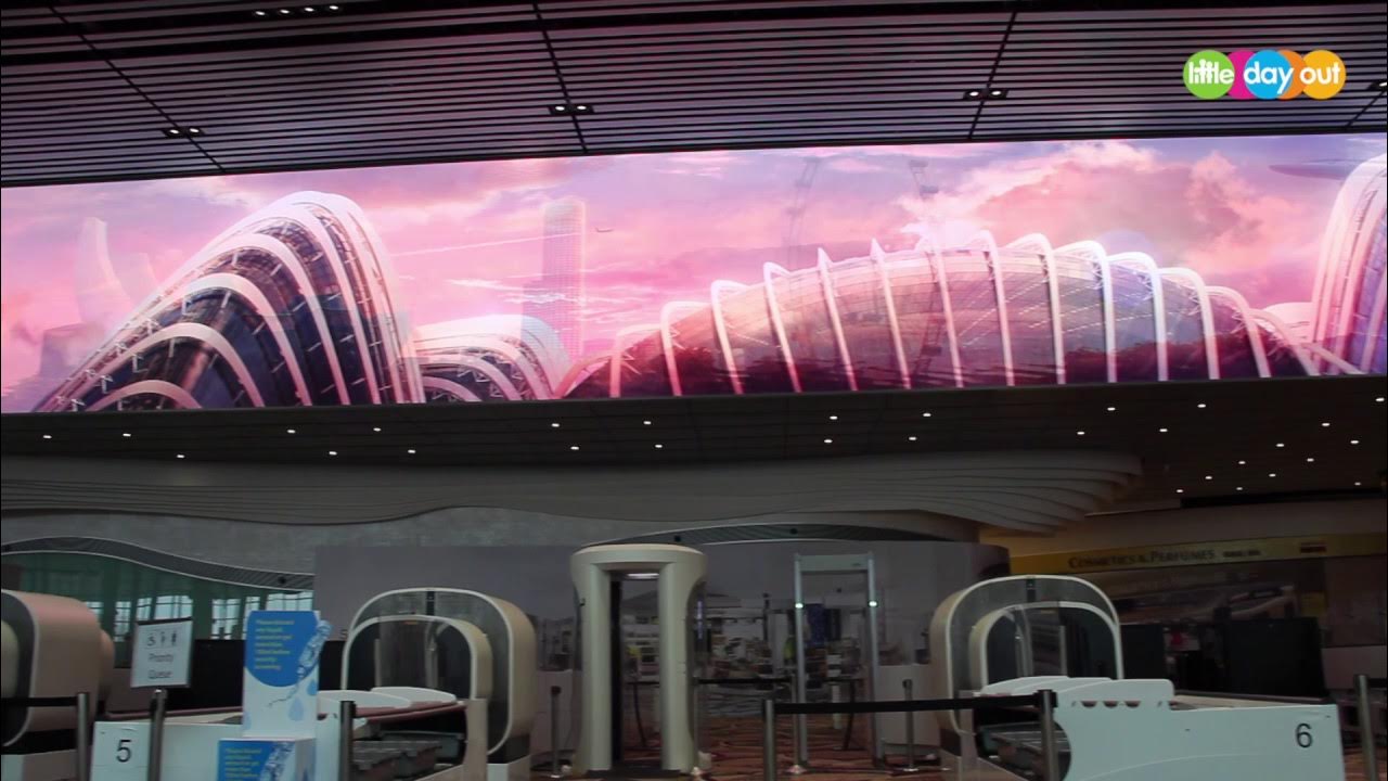 Changi Airport T4 Digital Immersive Wall - YouTube