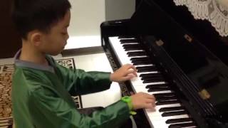 周容～曲目：拜爾下冊2014-1127第89首（龍埔國小三年五班）