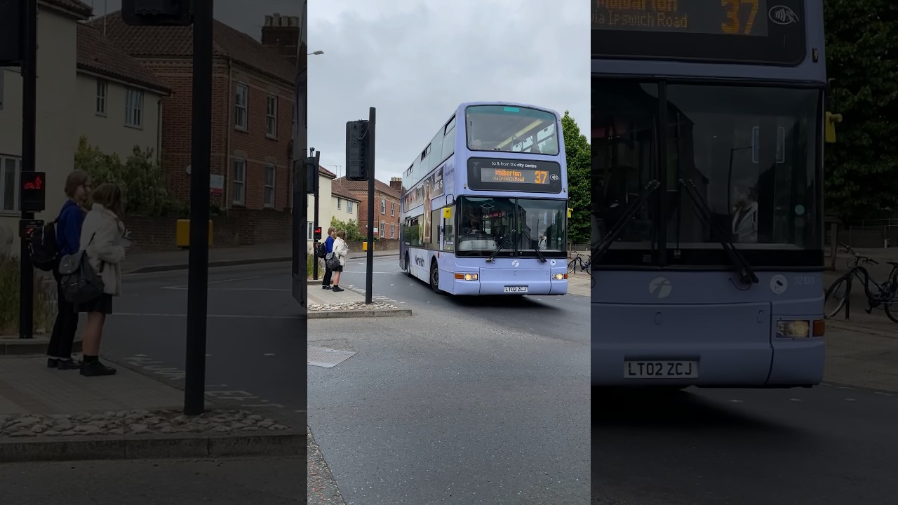 First Eastern Counties - LT02ZCJ - Volvo B7TL Plaxton President