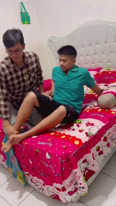 Don't play with your phone during bedtime.