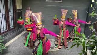 Tari Kembang Sembah