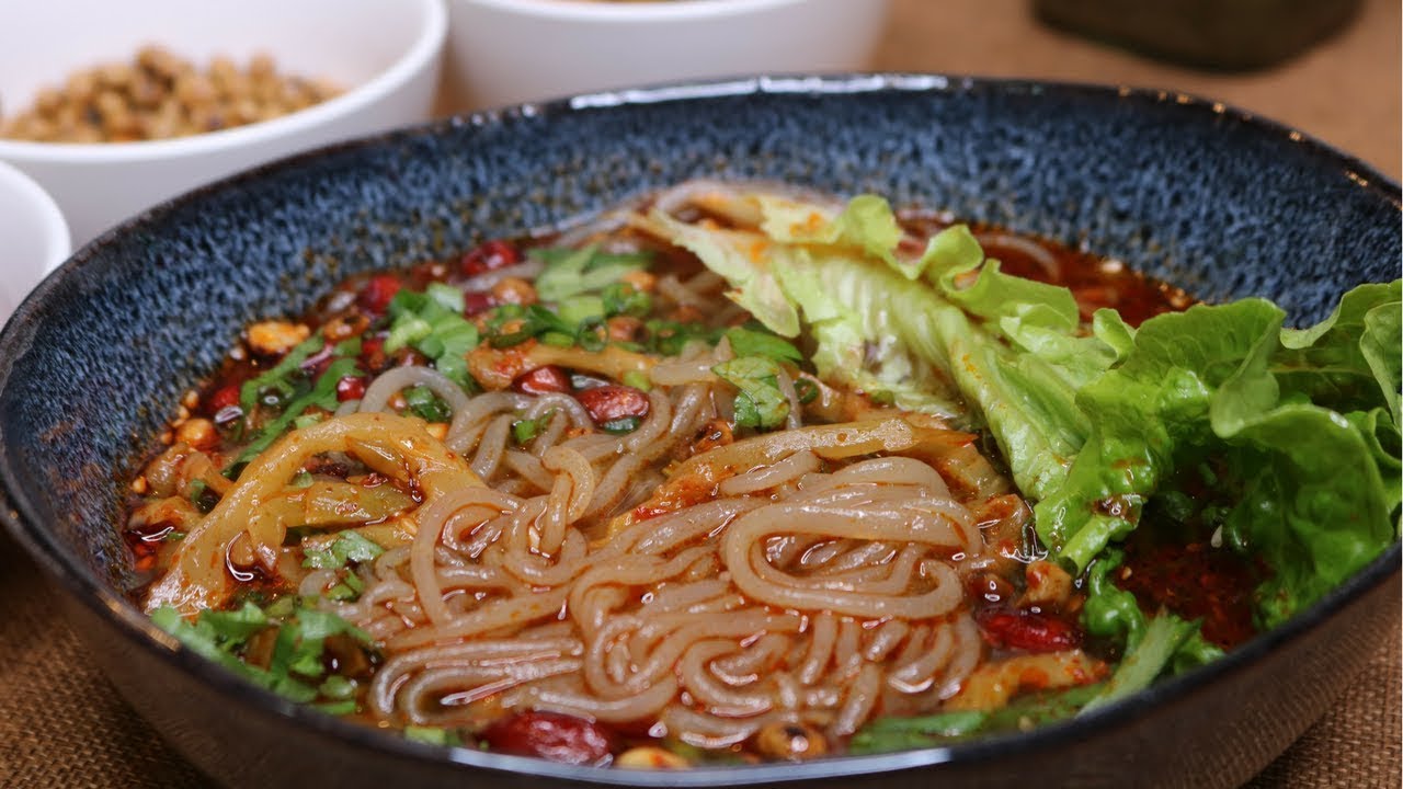 Hot and Sour Noodle Soup Recipe (Sichuan Suan La Fen 酸辣粉) | Souped Up Recipes